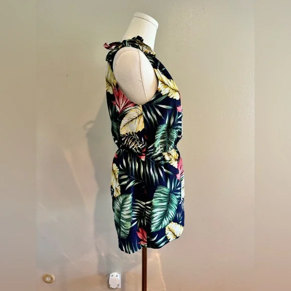 superdown Navy Tropical Leaf Tie-Shoulder One-Piece Romper - Picture 4 of 5
